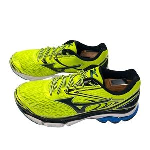 Mizuno Wave Inspire 13 Size 9.5 Women's Running Shoes Yellow/Black J1GC174411
